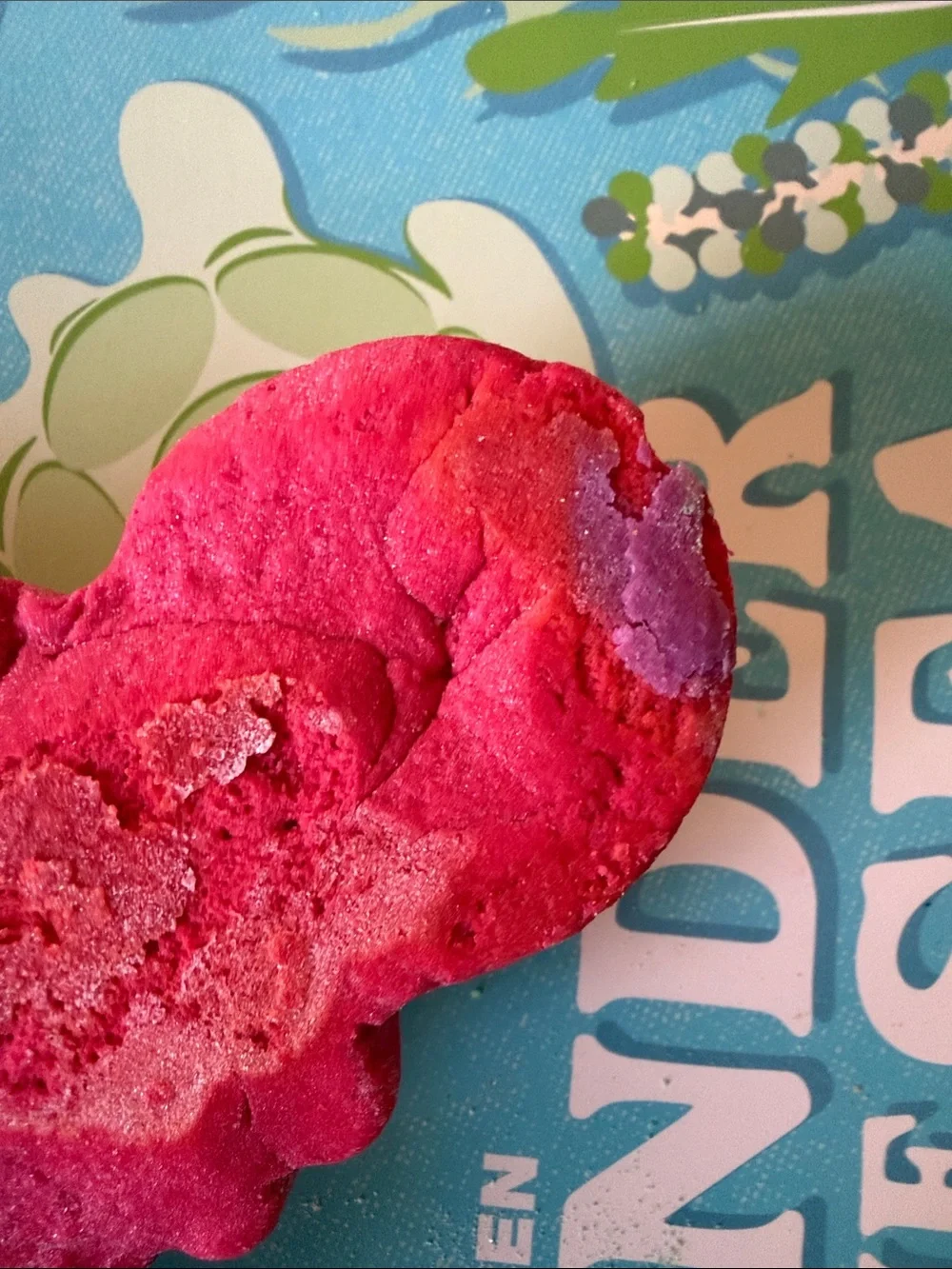 New Lush Kitchen Exclusive Rock Lobster Bubble Bar